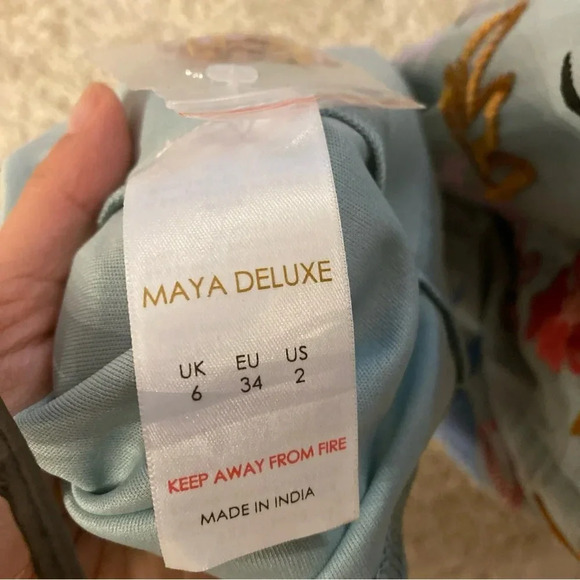 Maya Deluxe embellished dress size 2 NWT - Picture 9 of 10